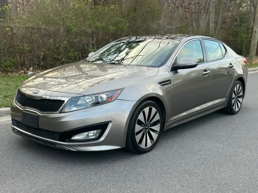 2012 Kia Optima SX photo 1