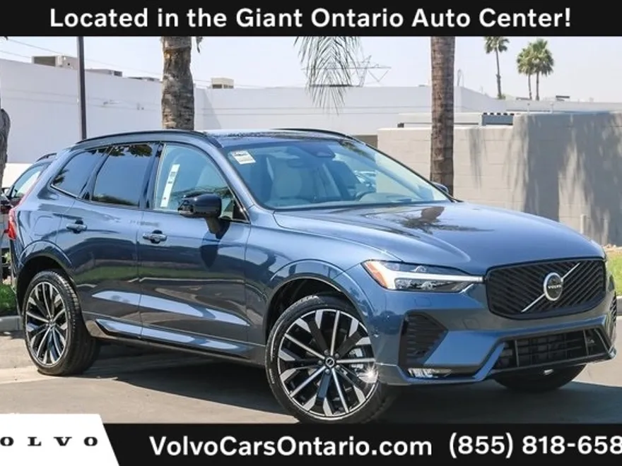 2026 Volvo XC60 B5 photo 1