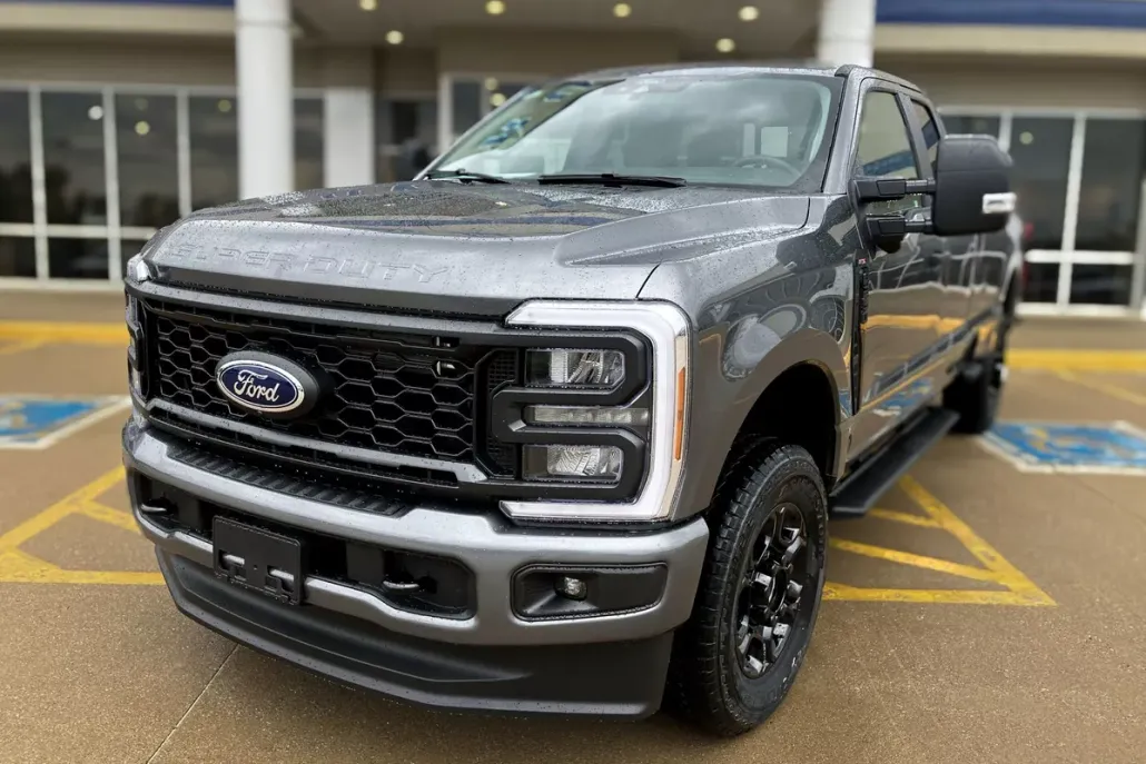 2025 Ford F-250 XL photo 1