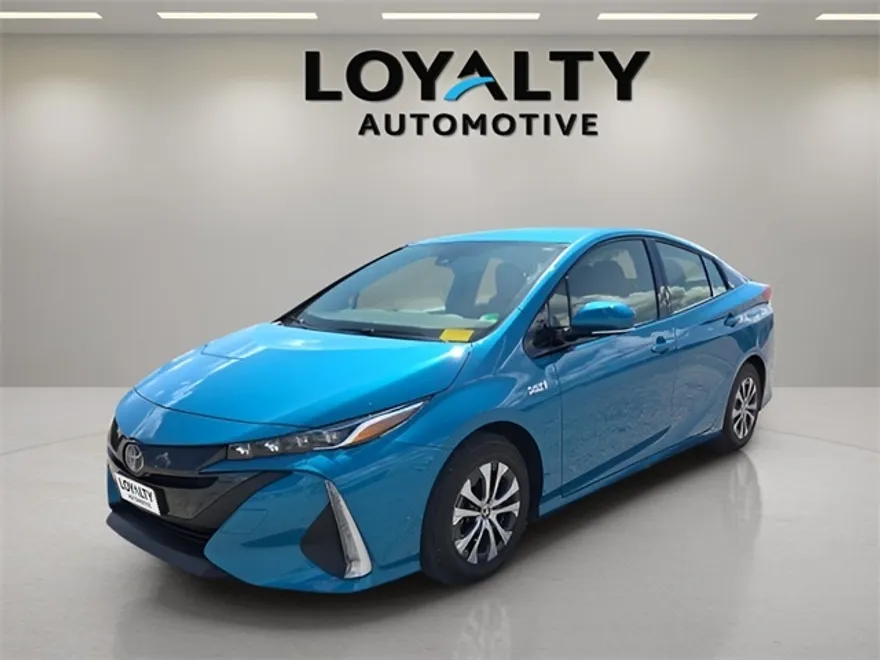 2020 Toyota Prius Prime XLE photo 1