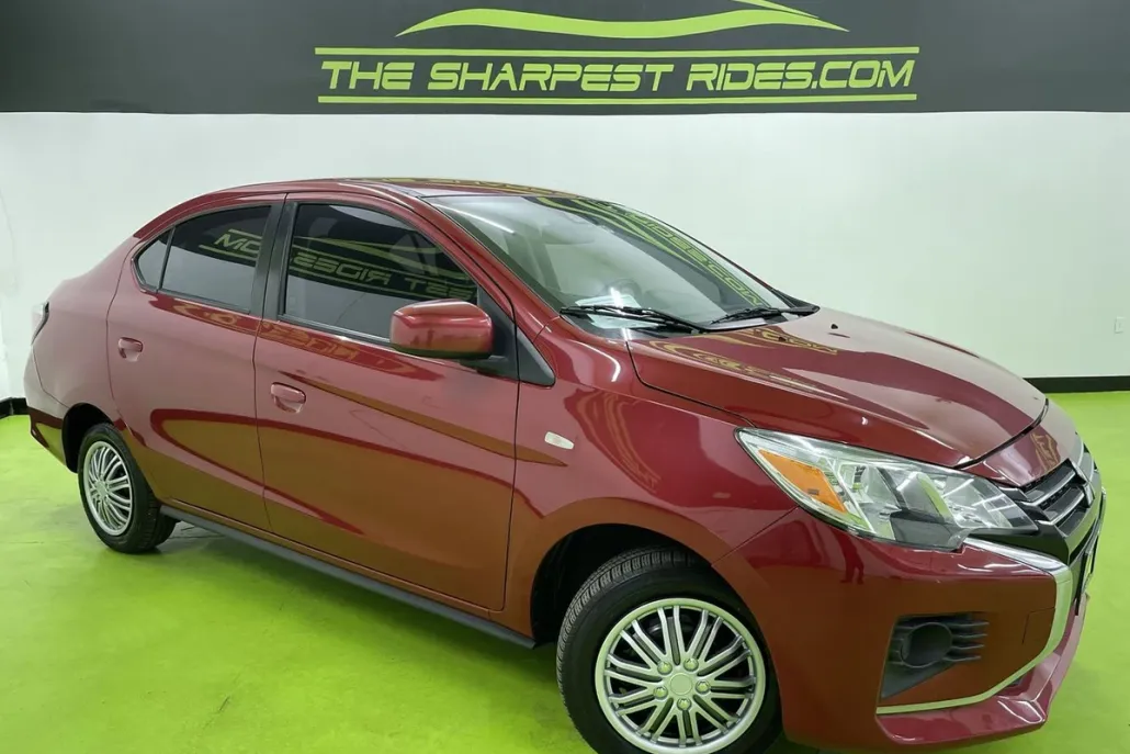 2023 Mitsubishi Mirage G4 ES photo 1