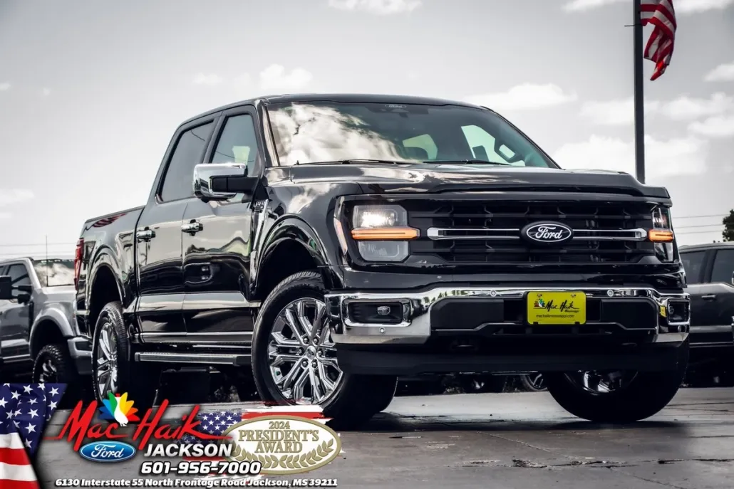 2025 Ford F-150 XLT photo 1