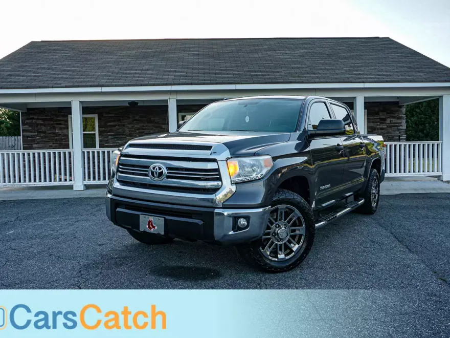 2016 Toyota Tundra SR5 photo 1