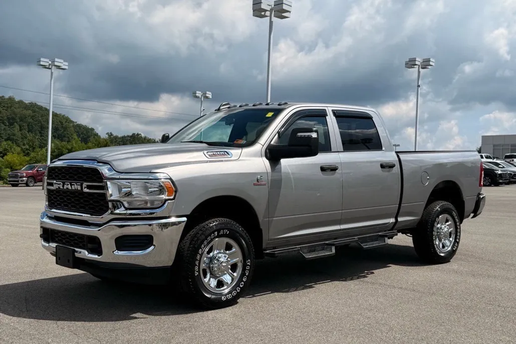 2024 Ram 2500 Tradesman photo 1