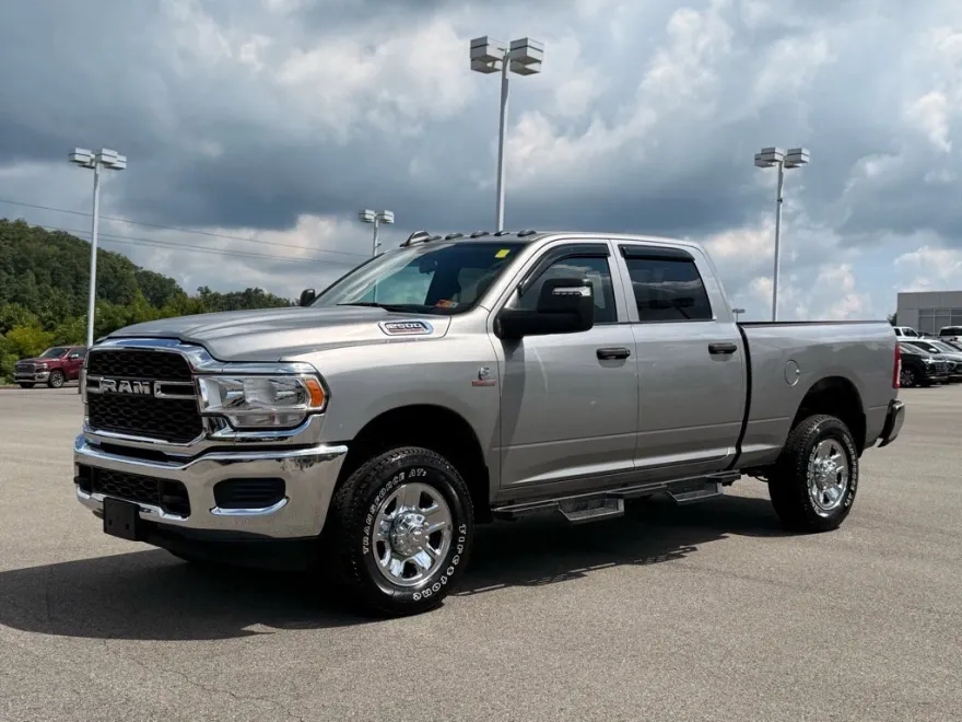 2024 Ram 2500 Tradesman photo 1
