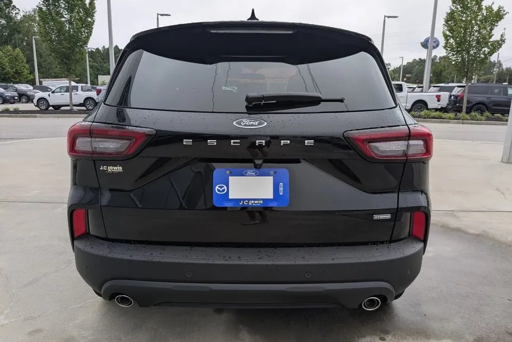 2025 Ford Escape Hybrid ST-Line photo 1