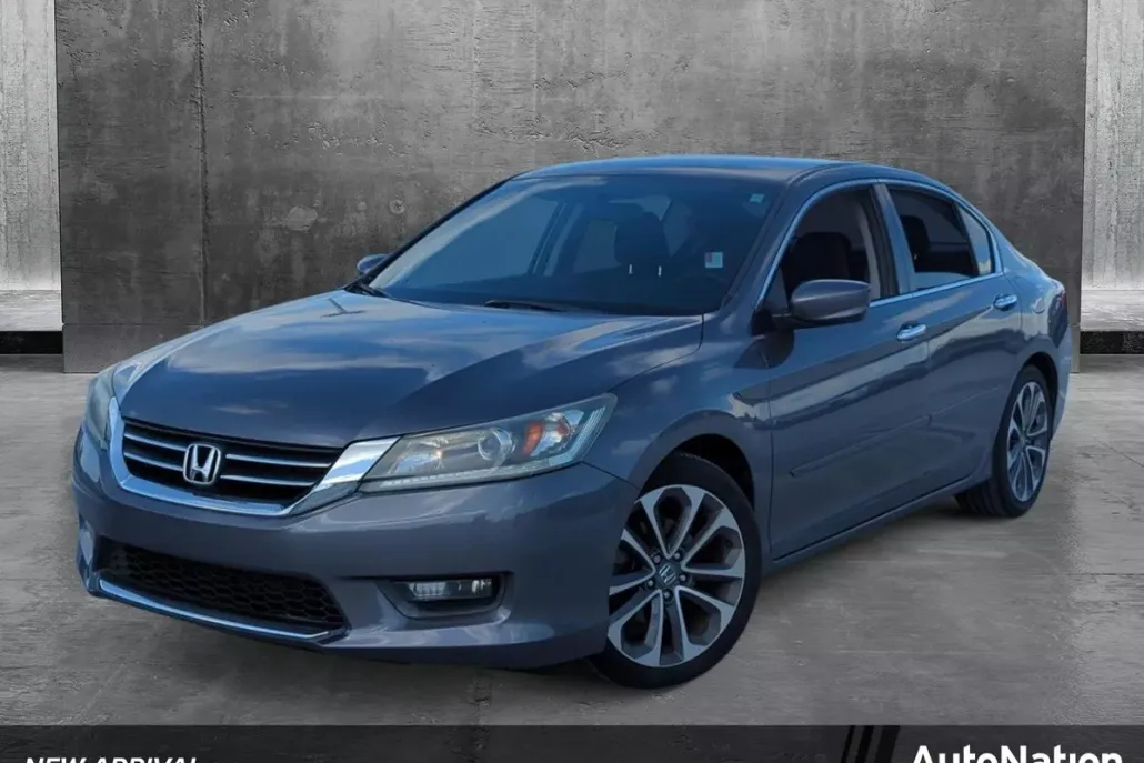 2015 Honda Accord Sport photo 1