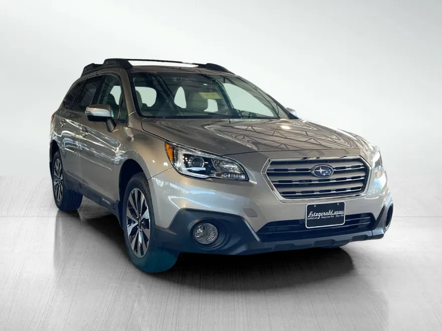 2017 Subaru Outback 3.6R Limited photo 1