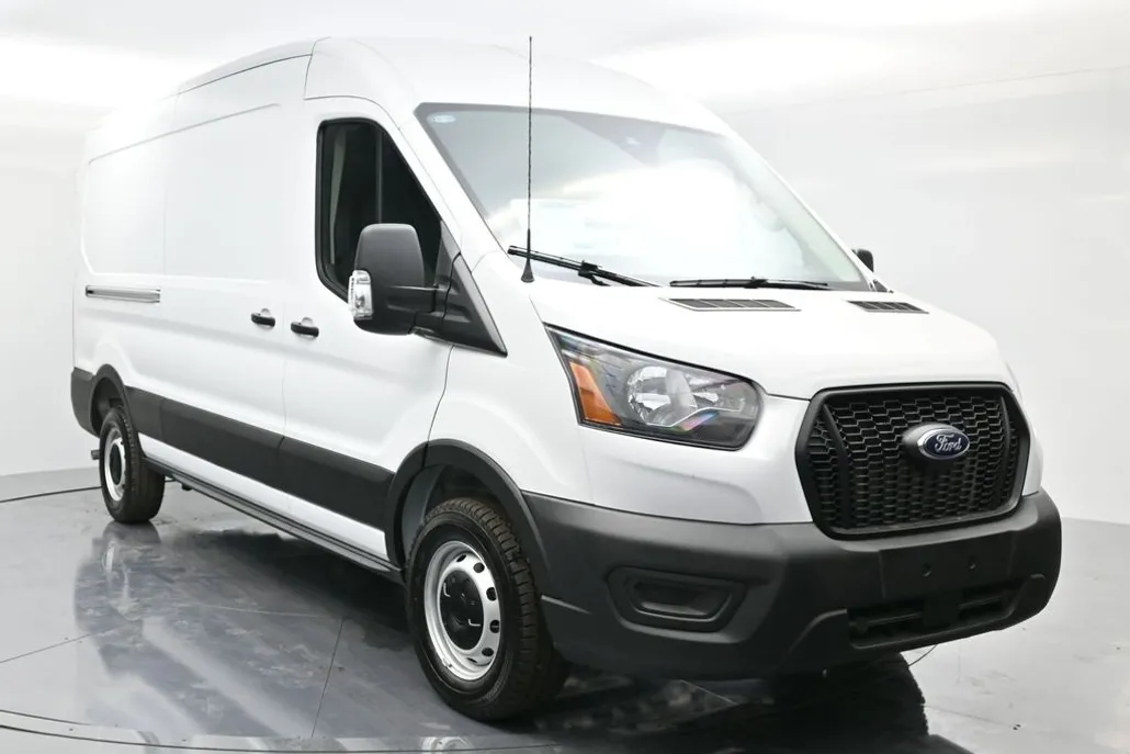 2025 Ford Transit Cargo Van photo 1