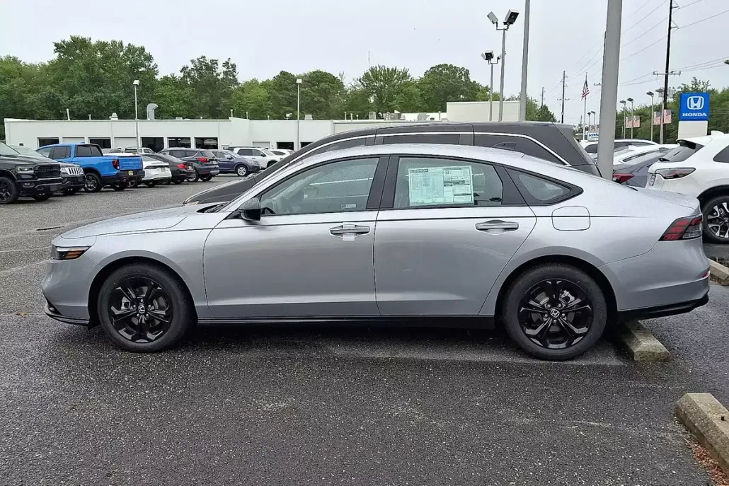 2025 Honda Accord SE photo 1