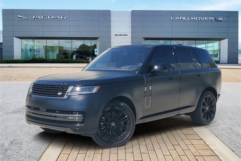 2023 Land Rover Range Rover Autobiography photo 1