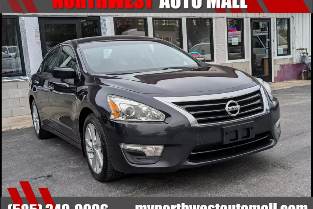 2014 Nissan Altima 2.5 SV photo 1