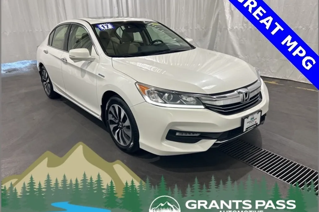 2017 Honda Accord Hybrid EX-L photo 1