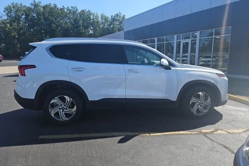 2023 Hyundai Santa Fe SEL photo 1