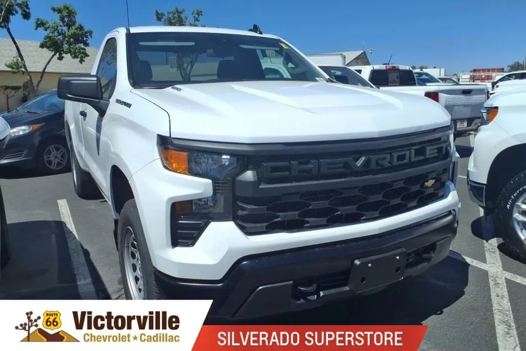 2025 Chevrolet Silverado 1500 Custom photo 1