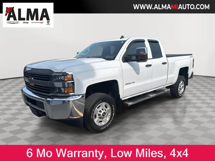 2015 Chevrolet Silverado 2500HD LT photo 1