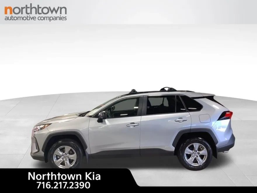 2023 Toyota RAV4 Hybrid LE photo 1