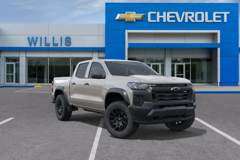 2026 Chevrolet Colorado Trail Boss photo 1