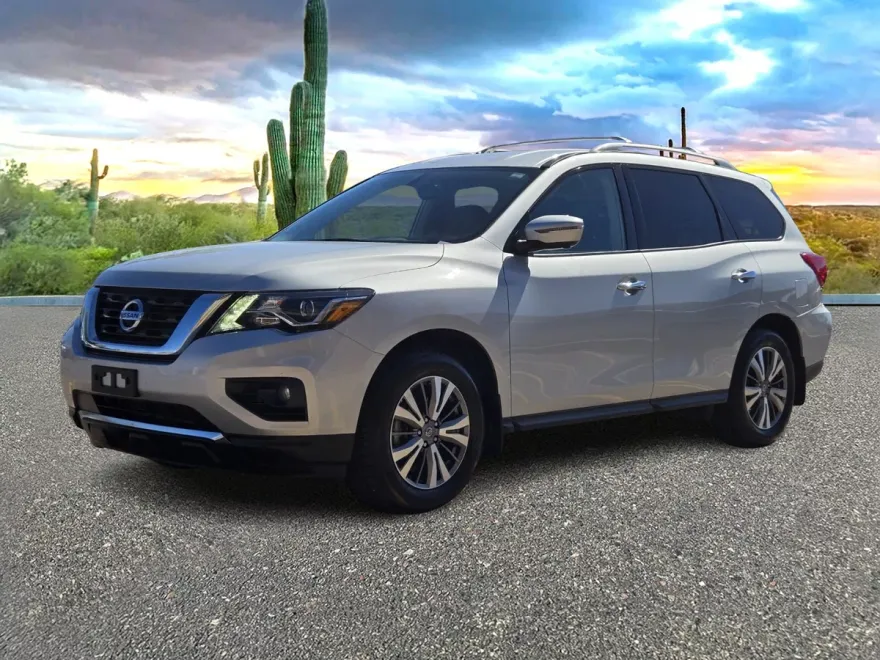 2020 Nissan Pathfinder SL photo 1