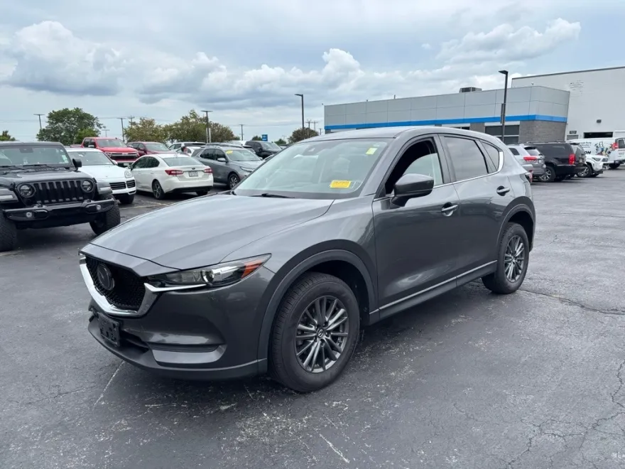 2019 Mazda CX-5 Touring photo 1