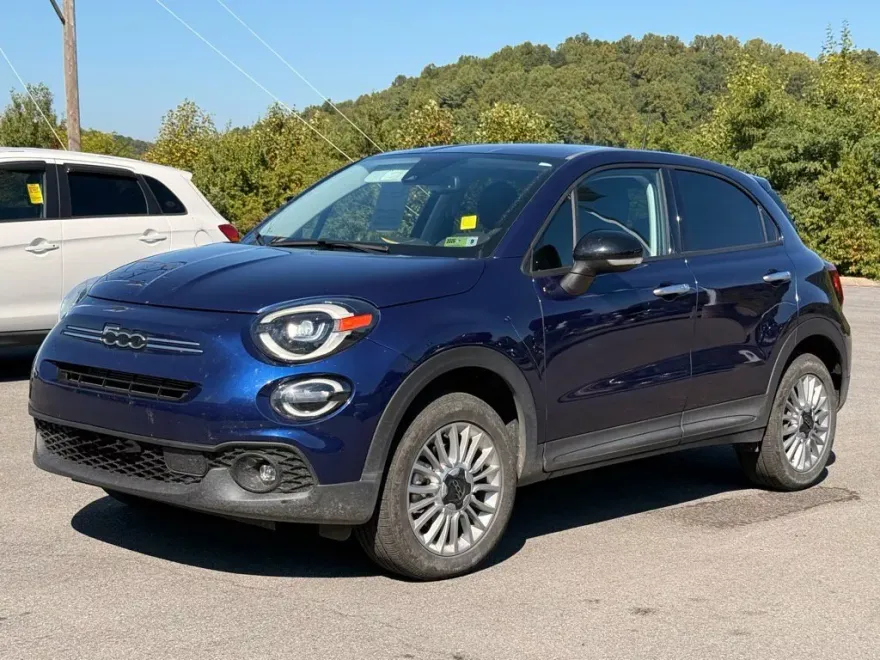 2023 Fiat 500X Pop Sport photo 1