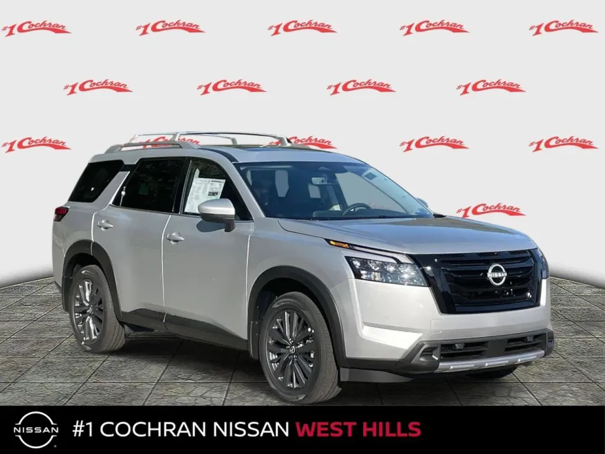 2025 Nissan Pathfinder SL photo 1