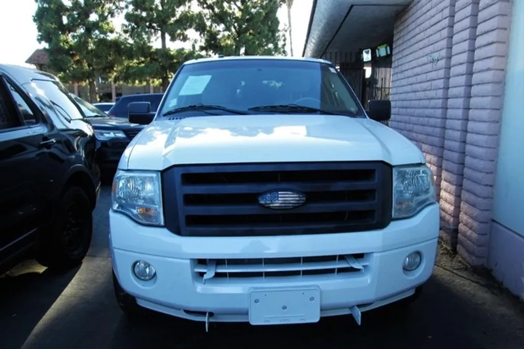 2014 Ford Expedition XL photo 1