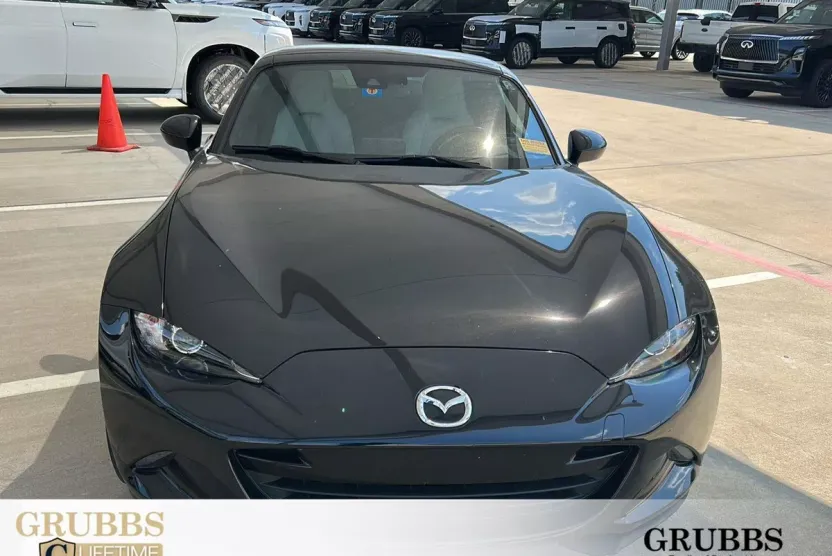 2021 Mazda MX-5 Miata Miata RF Grand Touring photo 1