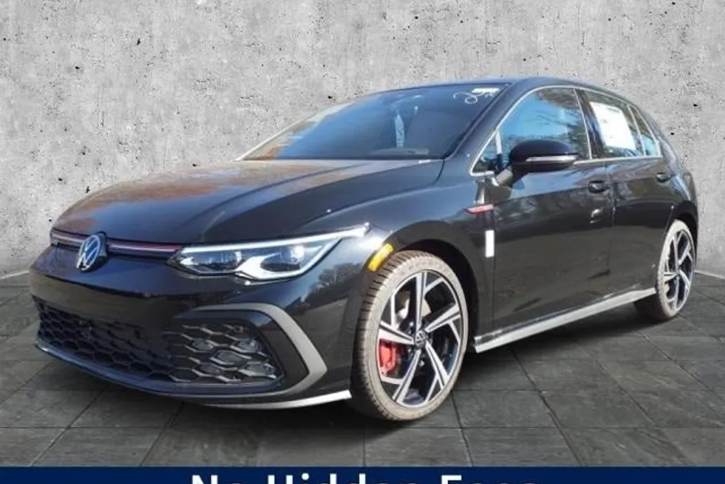2024 Volkswagen Golf GTI SE photo 1