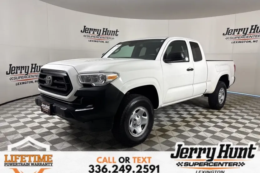 2022 Toyota Tacoma SR photo 1
