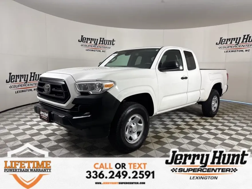 2022 Toyota Tacoma SR photo 1