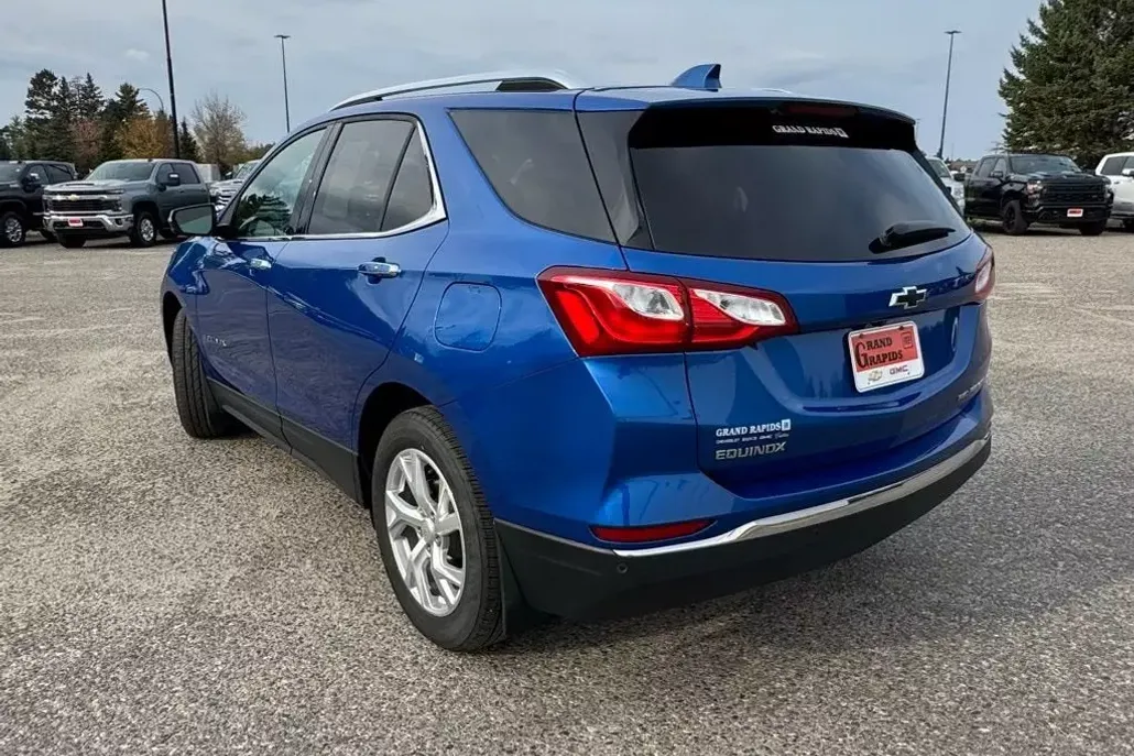 2019 Chevrolet Equinox Premier photo 1