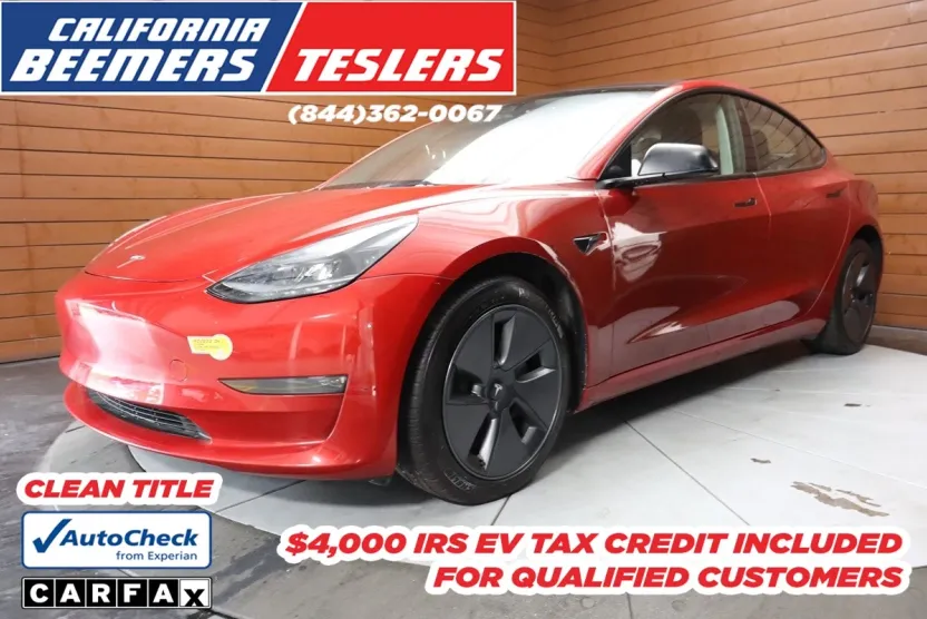 2023 Tesla Model 3 photo 1