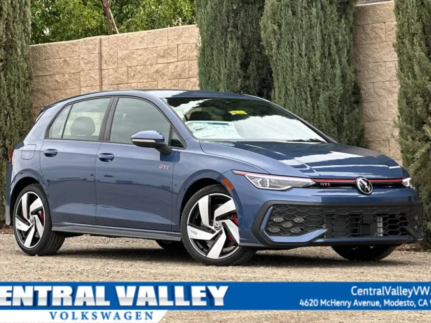 2025 Volkswagen Golf GTI S photo 1