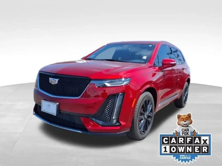 2024 Cadillac XT6 Sport photo 1