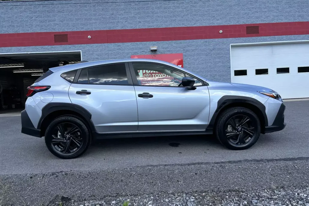 2024 Subaru Crosstrek Base photo 1