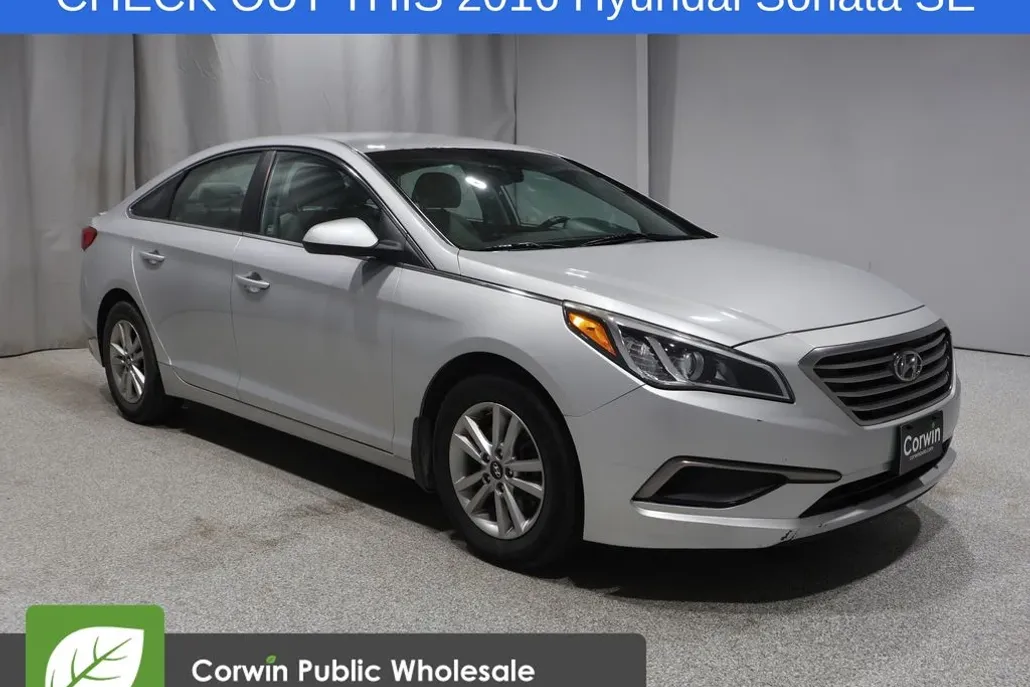 2016 Hyundai Sonata SE photo 1