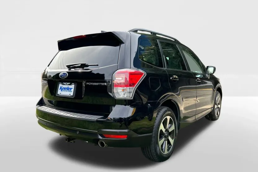 2018 Subaru Forester Limited photo 1
