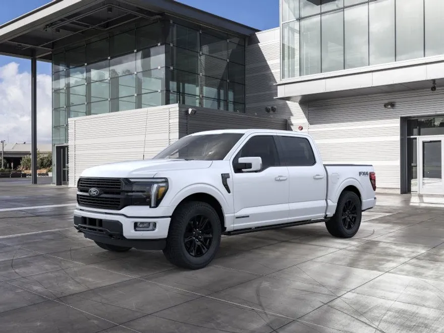 2025 Ford F-150 Platinum photo 1