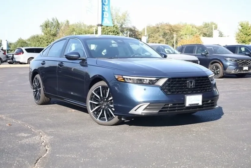 2025 Honda Accord Hybrid Touring photo 1