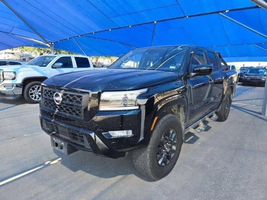 2023 Nissan Frontier SV photo 1