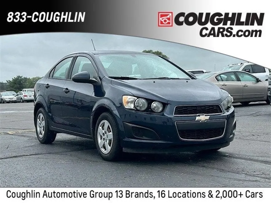 2015 Chevrolet Sonic LS photo 1