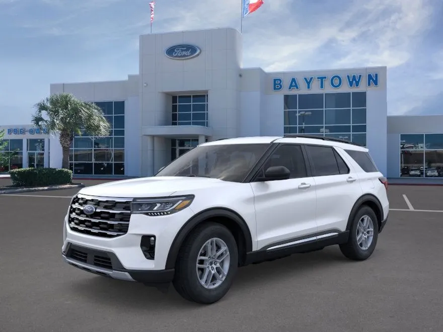 2025 Ford Explorer photo 1