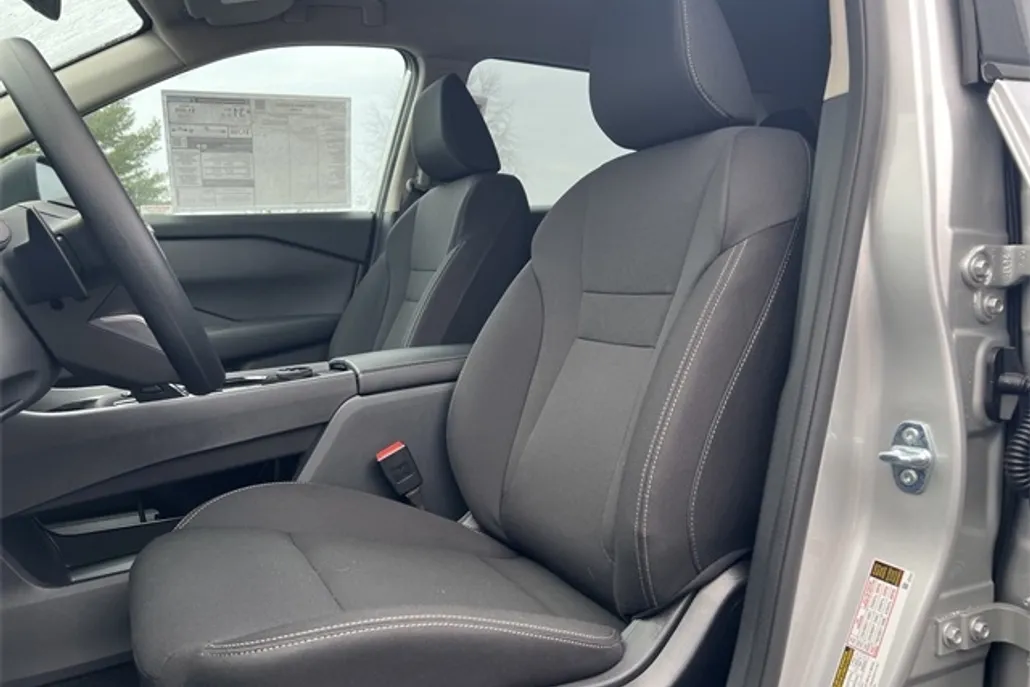 2025 Nissan Rogue S photo 1
