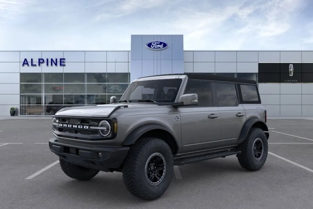 2024 Ford Bronco Outer Banks photo 1