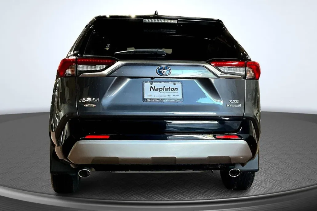 2022 Toyota RAV4 Hybrid XSE photo 1