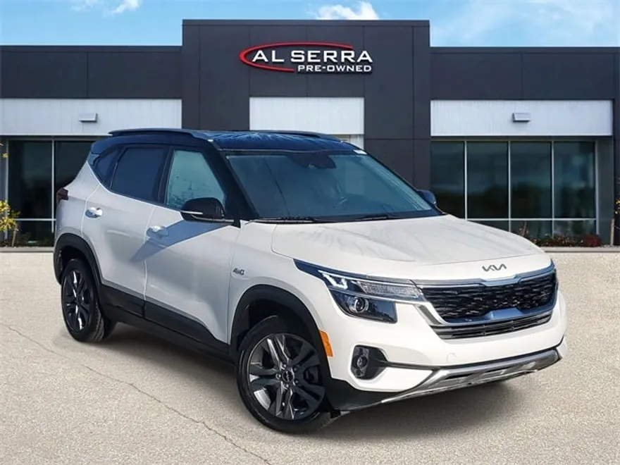 2023 Kia Seltos S photo 1