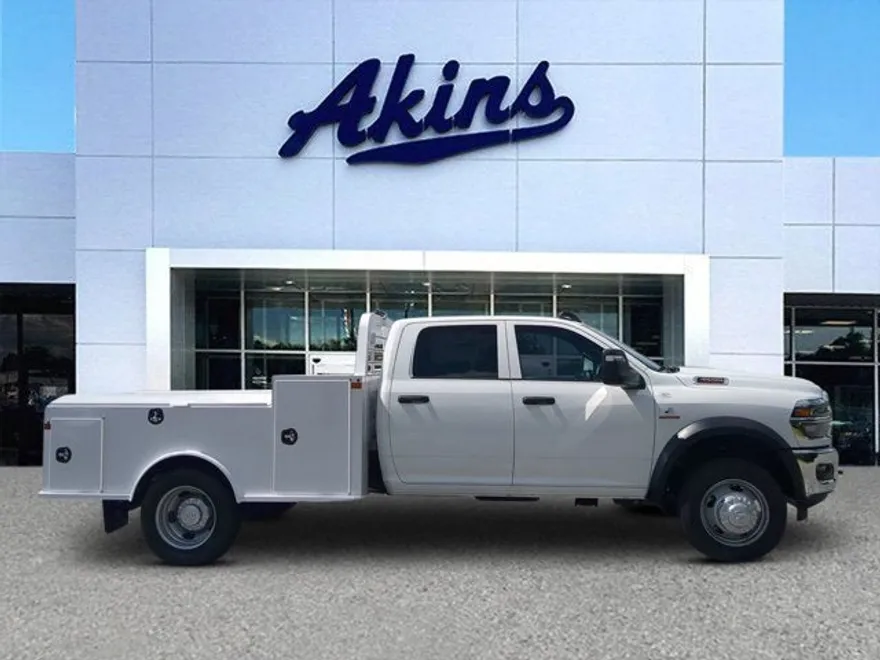 2025 Ram 4500 Tradesman photo 1