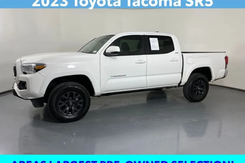 2023 Toyota Tacoma SR5 V6 photo 1