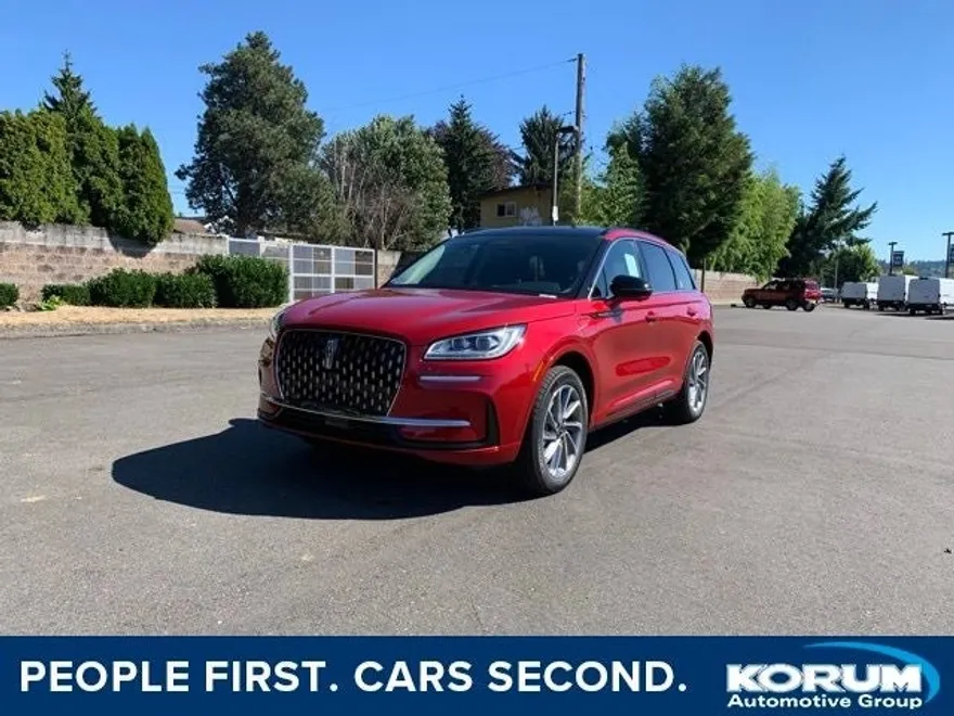2025 Lincoln Corsair Grand Touring photo 1